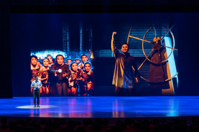 《青春印丰碑》执行导演、主演陈蕾讲述剧目创作背后的故事 《青春印丰碑》执行导演、主演陈蕾讲述剧目创作背后的故事