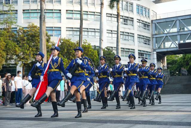 华南师范大学国旗护卫队 华南师范大学国旗护卫队