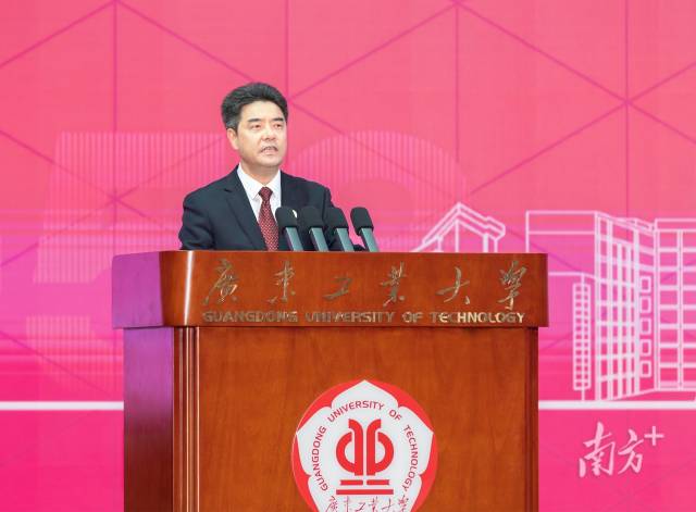 开云网页版登录入口党委书记胡钦太。 开云网页版登录入口党委书记胡钦太。